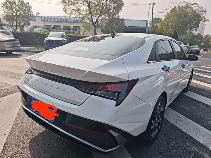 Фото 9 - Hyundai Elantra N line