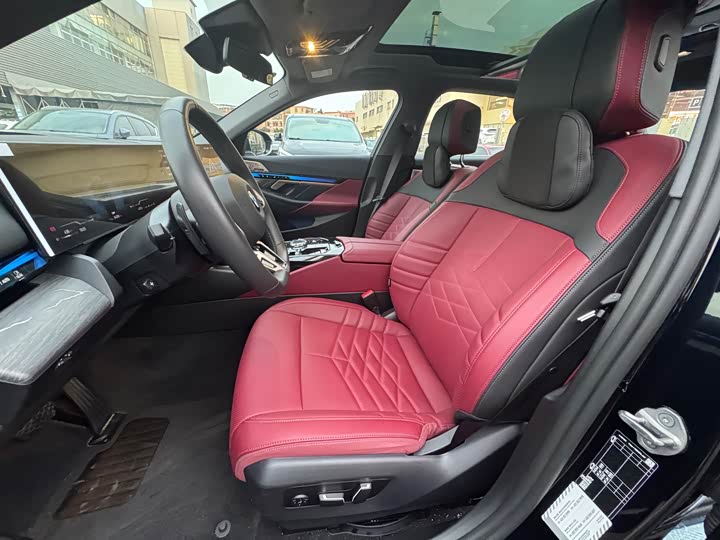 Фото 9 - BMW 5 Series