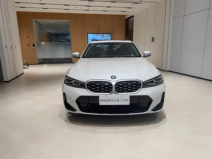 Фото 2 - BMW 3 Series