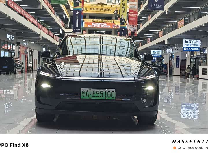 Фото 2 - Tesla Model Y