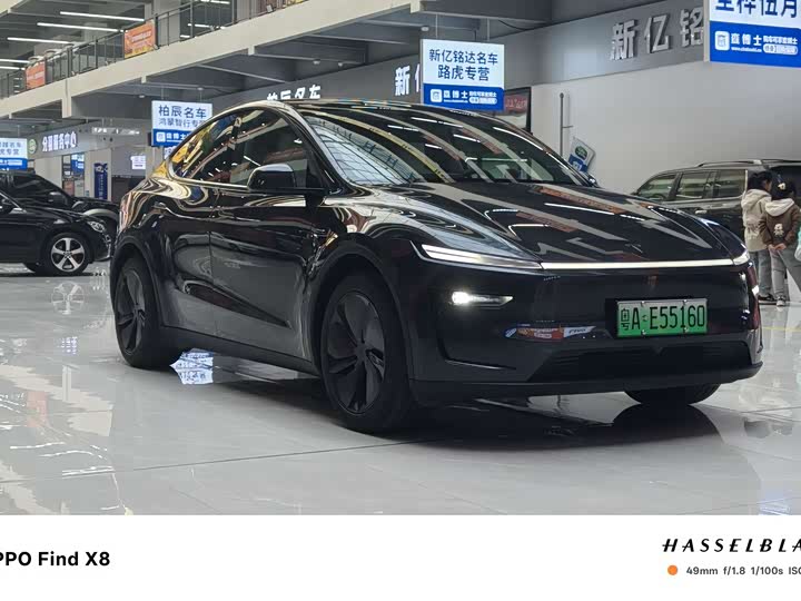 Фото 3 - Tesla Model Y