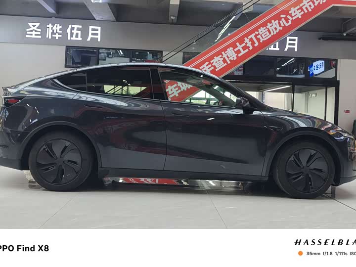 Фото 5 - Tesla Model Y