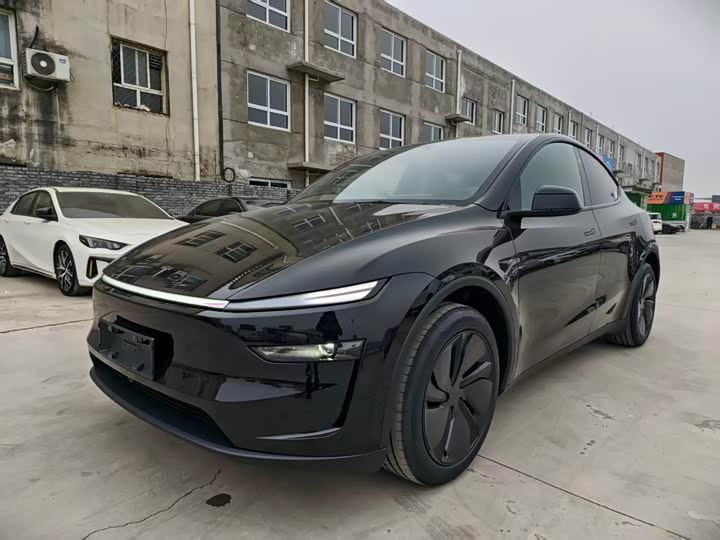 Фото 2 - Tesla Model Y