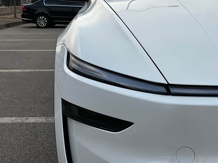 Фото 8 - Tesla Model Y