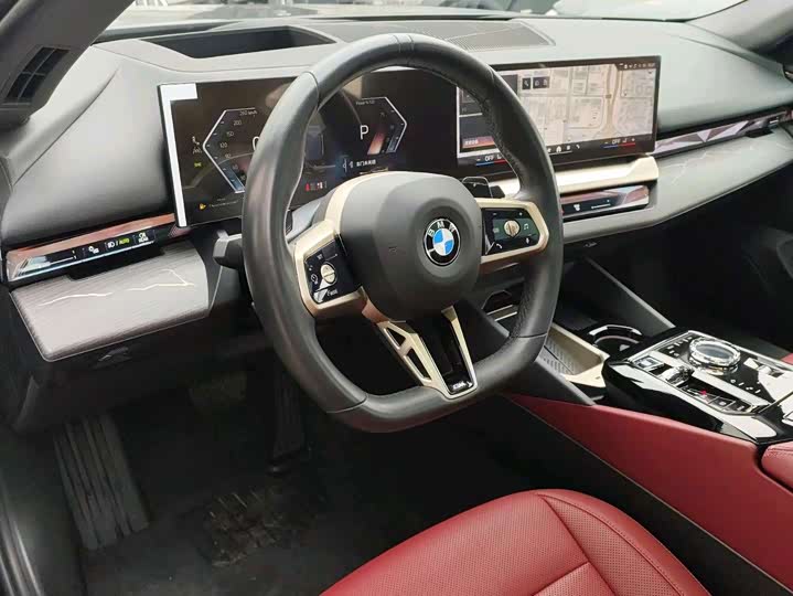 Фото 6 - BMW 5 Series