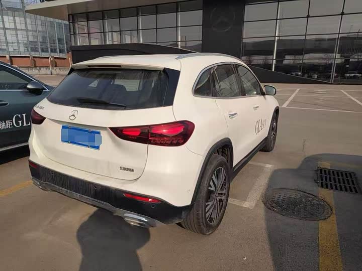 Фото 3 - Mercedes-Benz GLA-Class