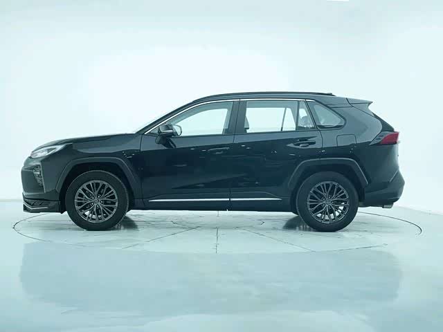 Фото 6 - Toyota Wildlander