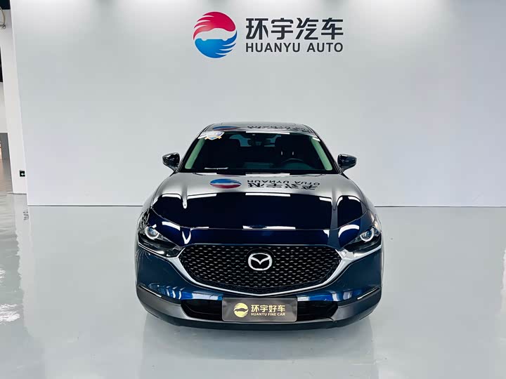 Фото 2 - Mazda CX-30