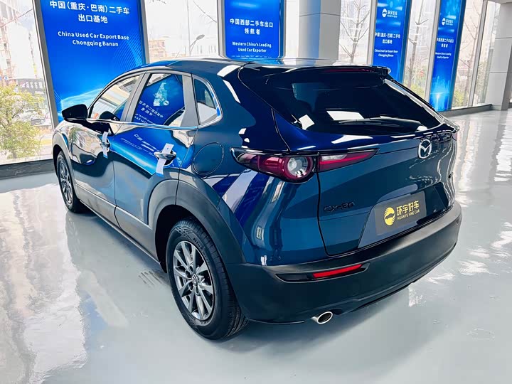 Фото 6 - Mazda CX-30