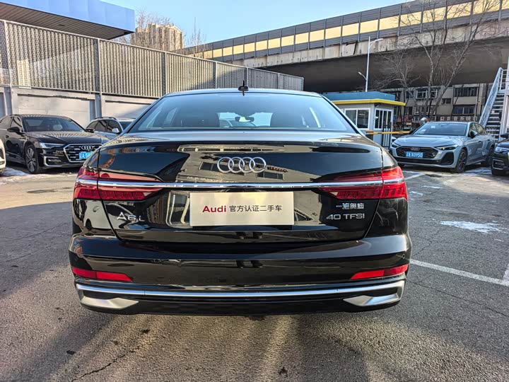 Фото 5 - Audi A6L