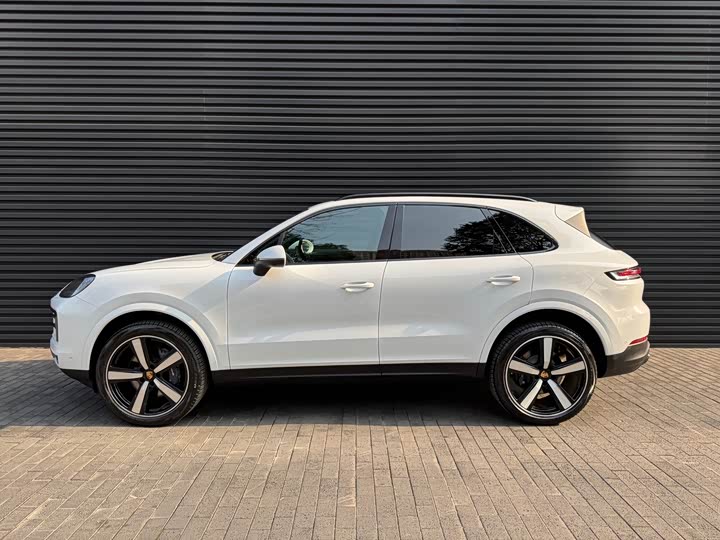 Фото 3 - Porsche Cayenne