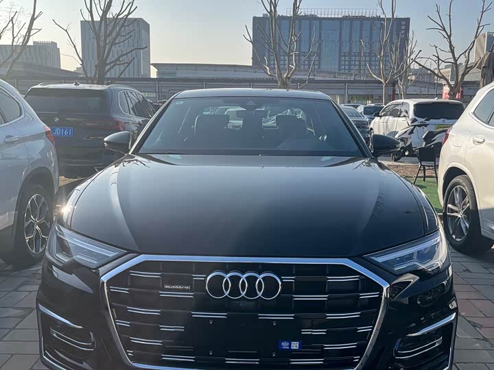 Фото 3 - Audi A6L