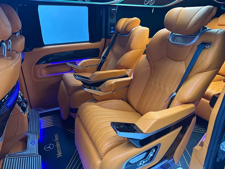 Фото 8 - Mercedes-Benz Vito