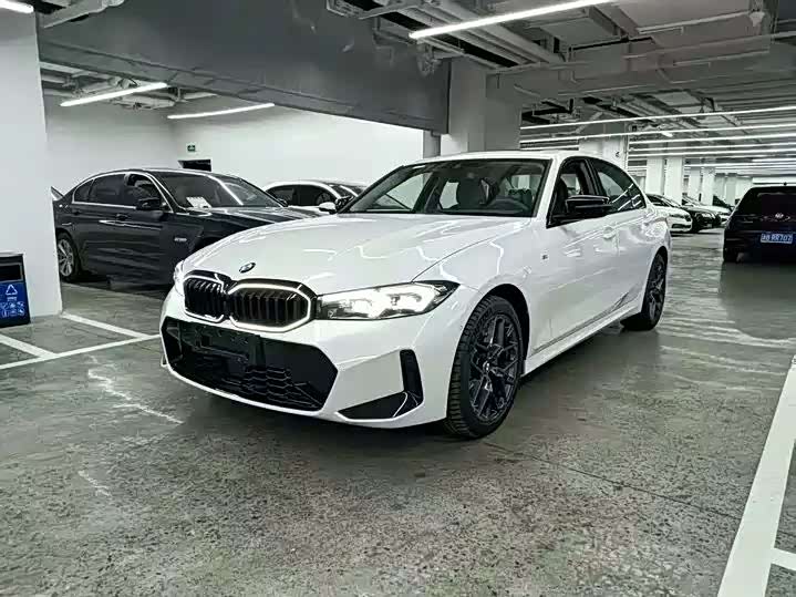 Фото 1 - BMW 3 Series