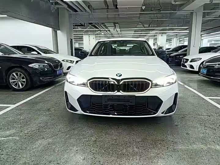 Фото 2 - BMW 3 Series