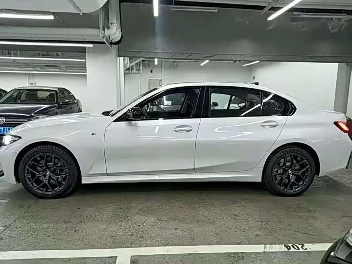 Фото 4 - BMW 3 Series