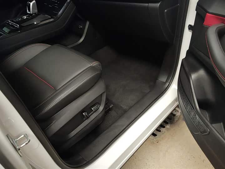 Фото 8 - Chery Tiggo 7