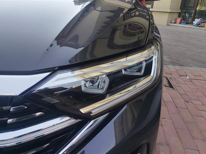 Фото 5 - Volkswagen Sagitar L