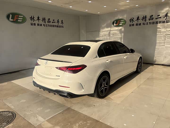 Фото 6 - Mercedes-Benz C-Class