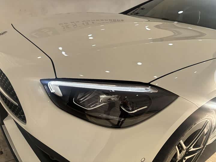 Фото 9 - Mercedes-Benz C-Class