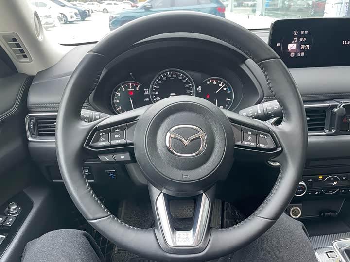 Фото 8 - Mazda CX-5