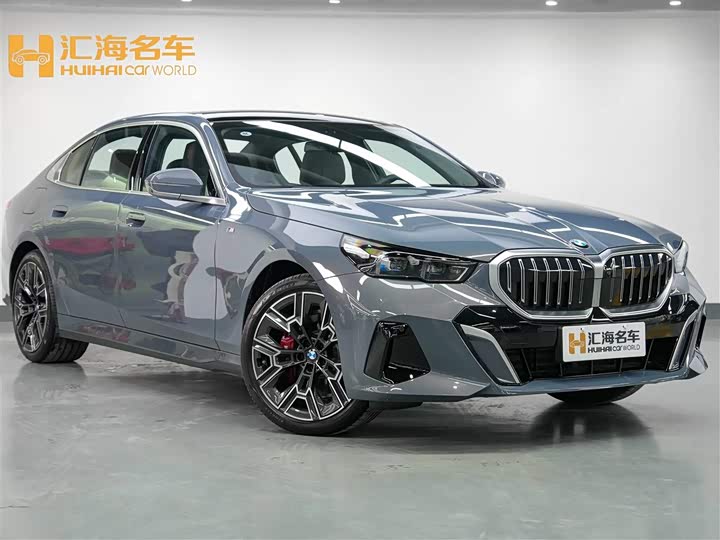 Фото 3 - BMW 5 Series