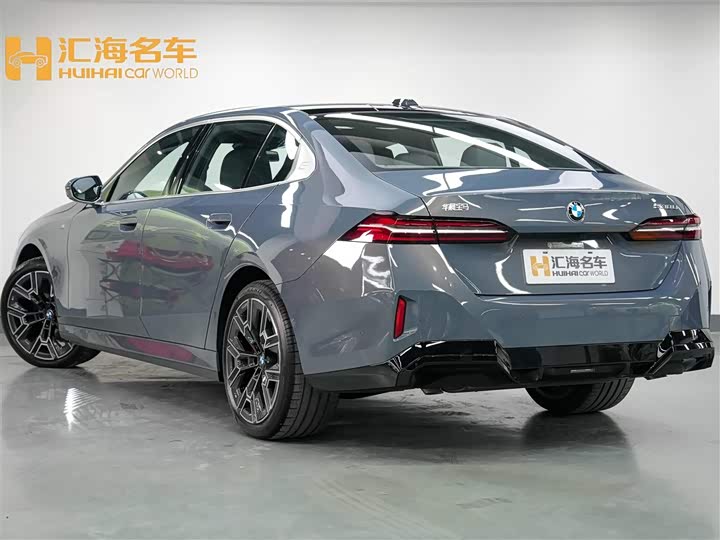 Фото 4 - BMW 5 Series