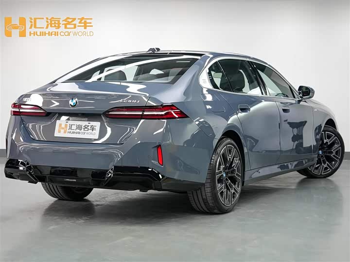 Фото 6 - BMW 5 Series