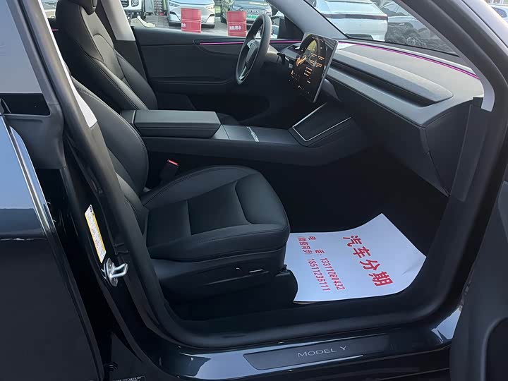 Фото 4 - Tesla Model Y