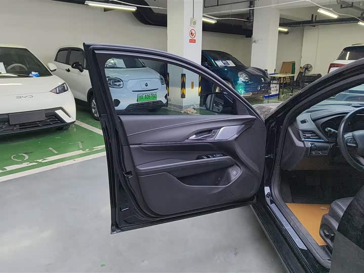 Фото 7 - Cadillac CT4