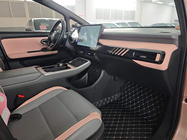 Фото 6 - GAC Aion Y