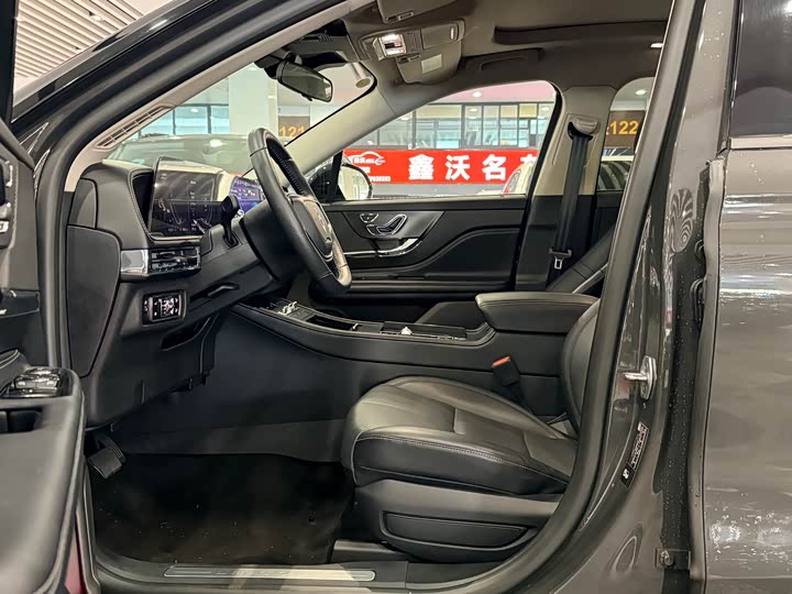 Фото 5 - Lincoln Corsair