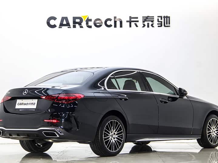 Фото 4 - Mercedes-Benz C-Class