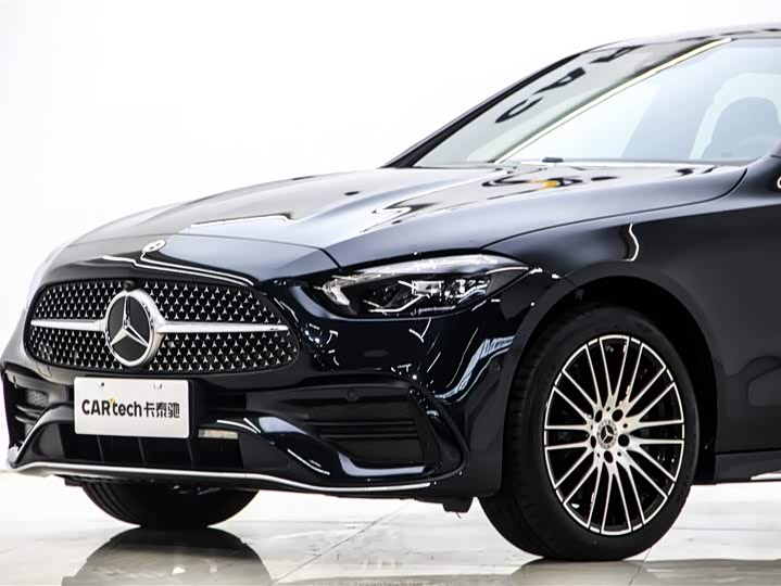 Фото 7 - Mercedes-Benz C-Class