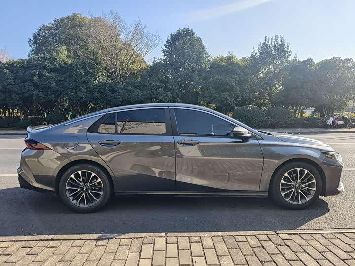 Фото 8 - GAC Trumpchi Empow R