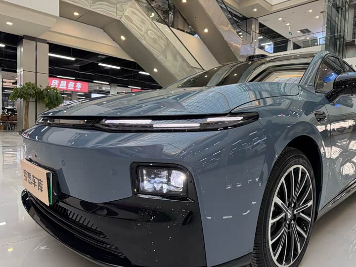 Фото 7 - Leapmotor B01