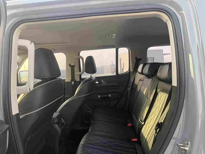 Фото 6 - Tank 300