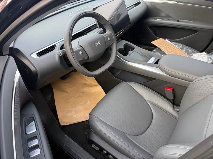 Фото 4 - XPeng Mona M03