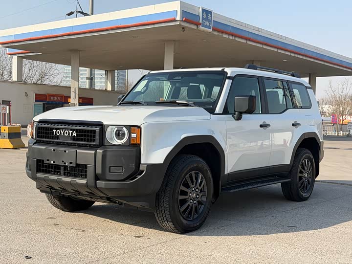 Фото 1 - Toyota Prado