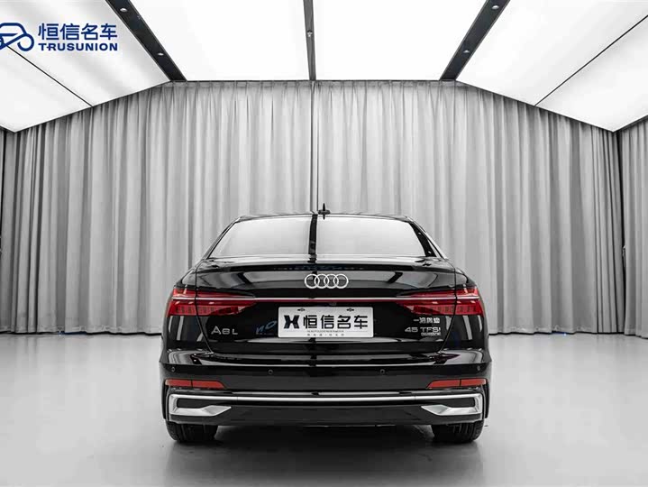 Фото 6 - Audi A6L