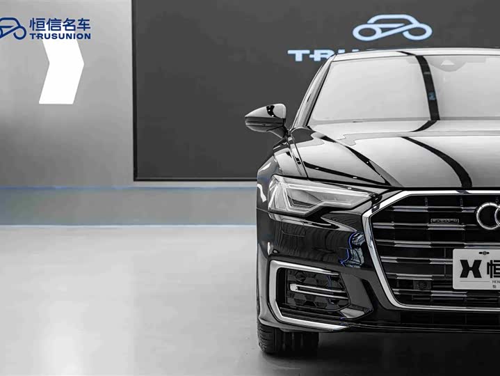 Фото 8 - Audi A6L