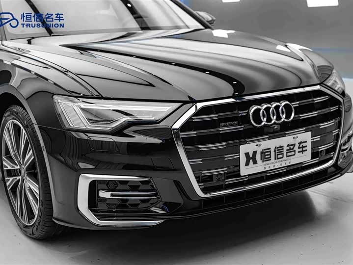 Фото 9 - Audi A6L