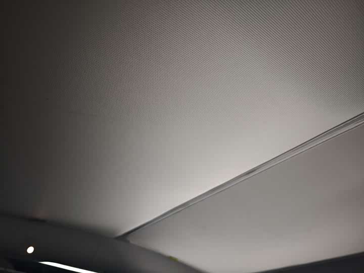 Фото 8 - Tesla Model Y