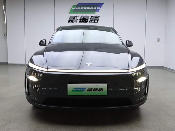 Фото 2 - Tesla Model Y