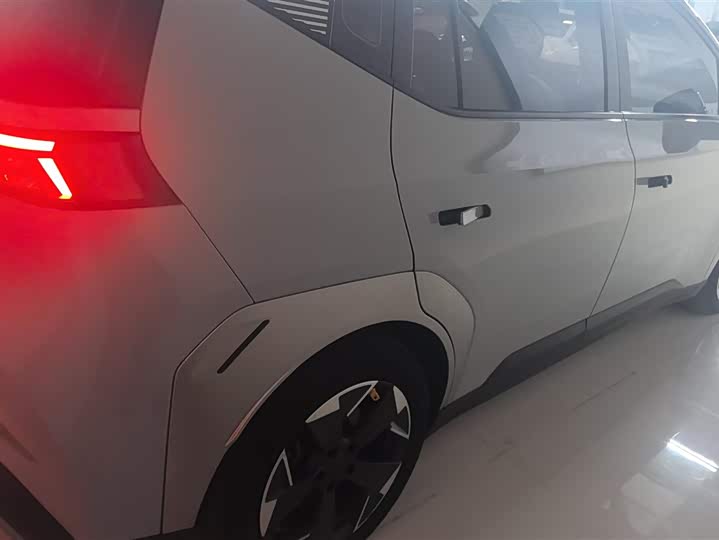 Фото 3 - GAC Aion Y