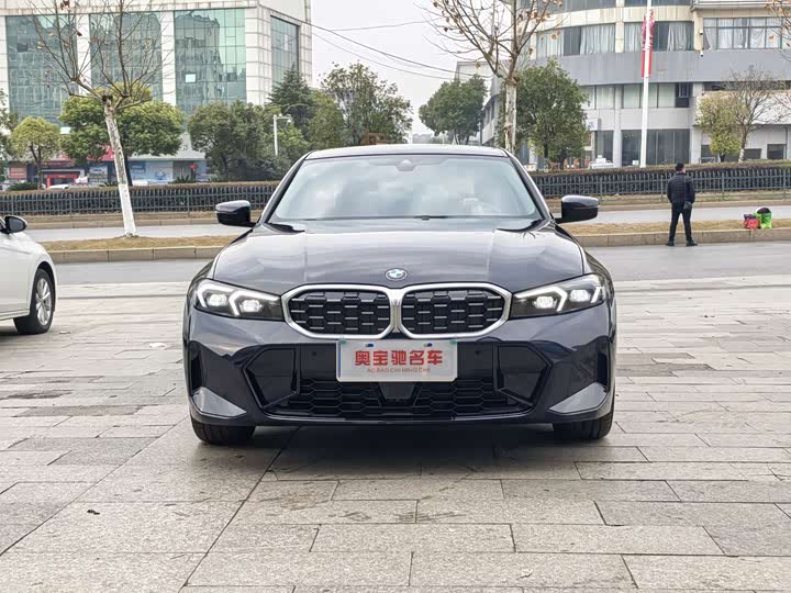 Фото 2 - BMW 3 Series
