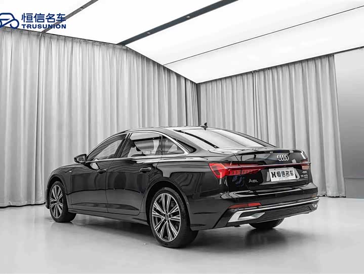 Фото 7 - Audi A6L