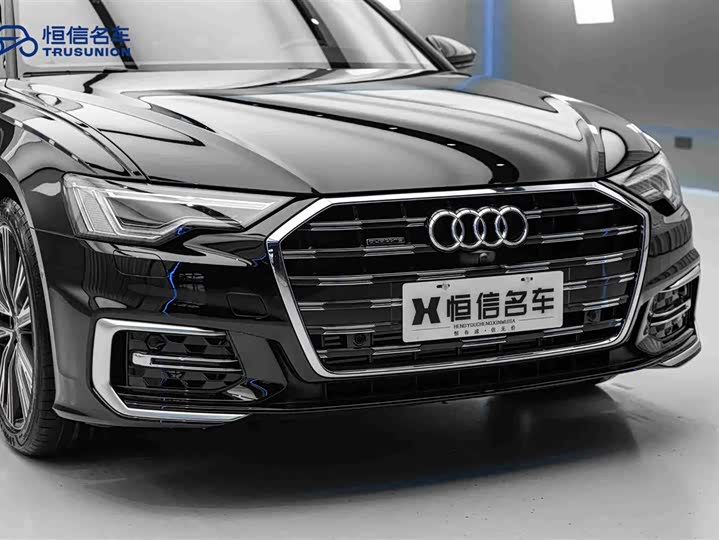 Фото 9 - Audi A6L