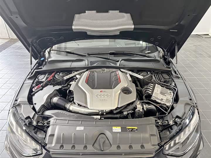 Фото 6 - Audi RS 4