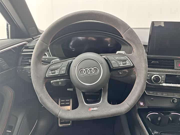 Фото 8 - Audi RS 4